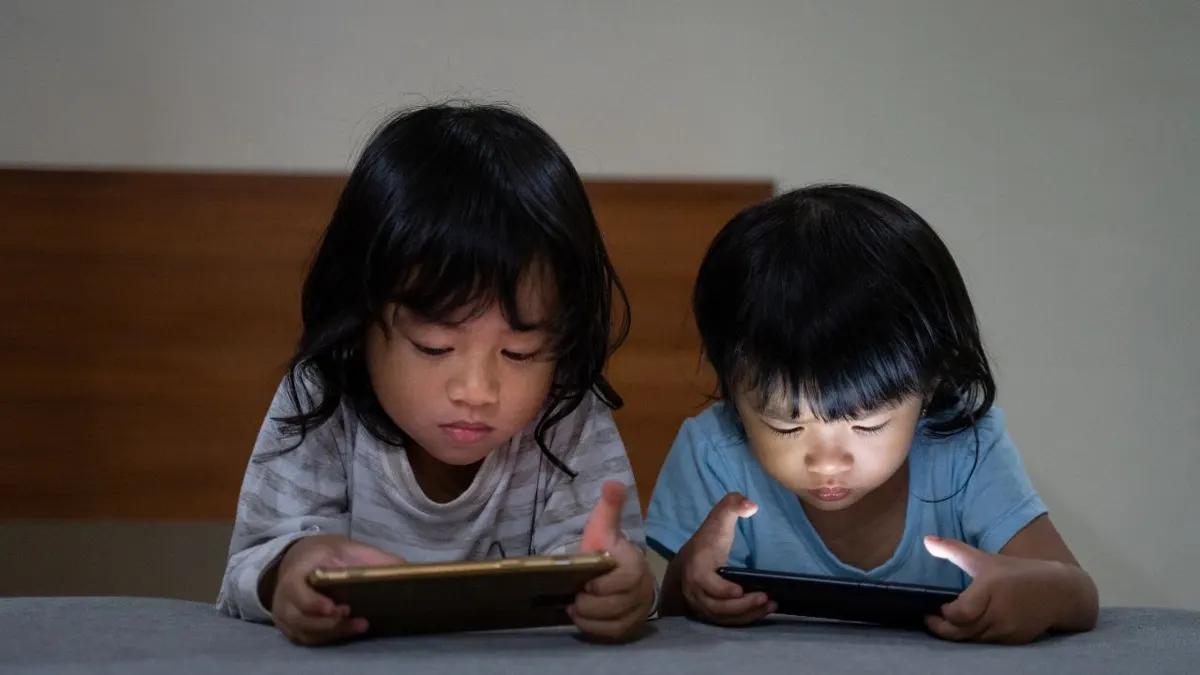 parenting tips how to correct bad posture in children
