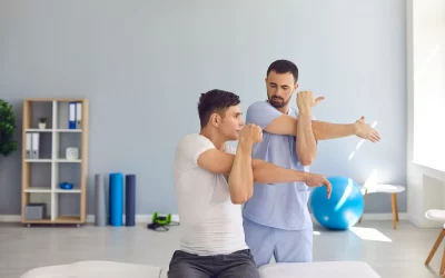 Recover From a Frozen Shoulder: Seeking Treatment and Trying Physical Therapy